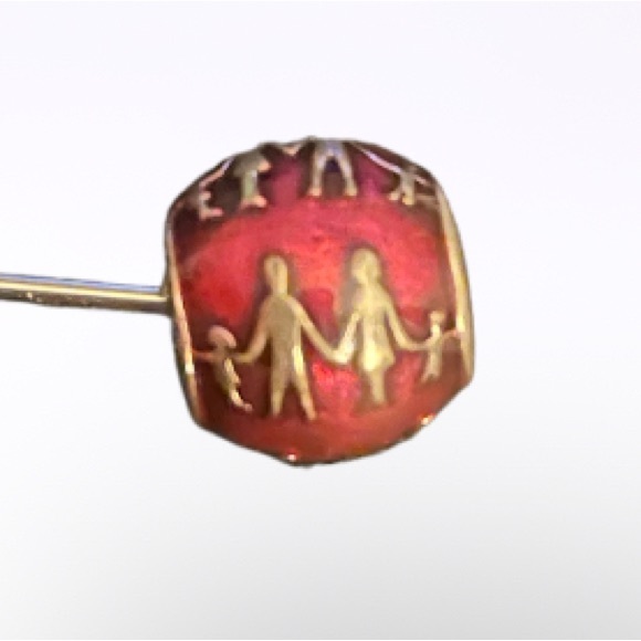 Pandora Family Bond Violet Enamel - Picture 4 of 4